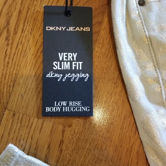 DKNY Slim Fit Jeans - s12 NWT - Picture 3 of 6